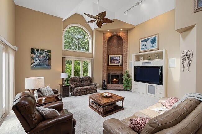 Building Photo - 7303 W Ethan Ct