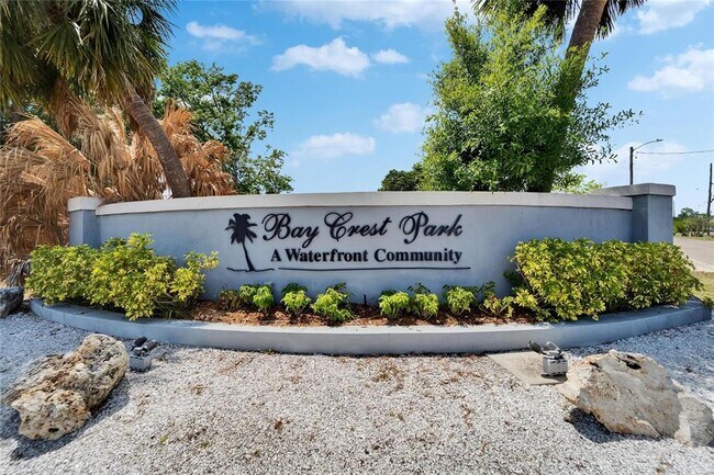 Building Photo - 8702 Driftwood Dr