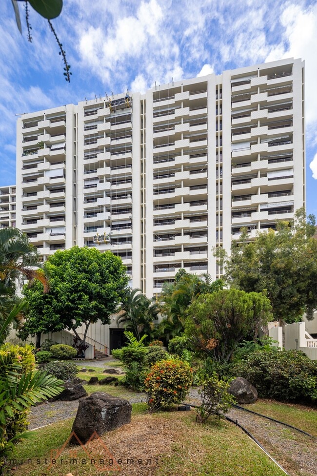 Building Photo - 6750 Hawaii Kai Dr
