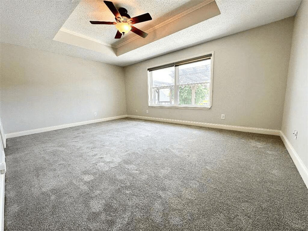 Building Photo - 125 Windward Passage St