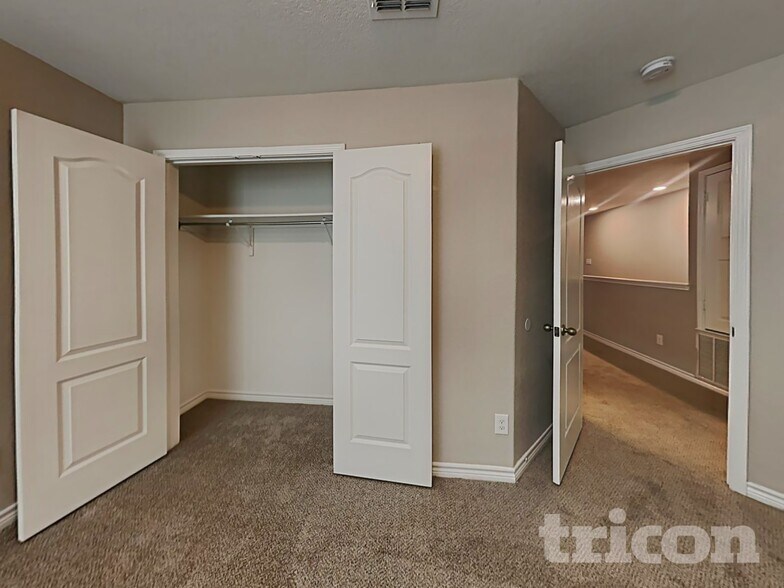 Building Photo - 2417 Cotton Forrest