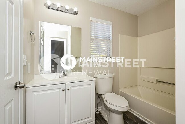 Building Photo - 3 Bedroom Pet-Friendly Home in ELLENWOOD, GA with Main Street Renewal