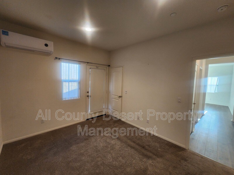 Building Photo - 44430 Beringer Dr