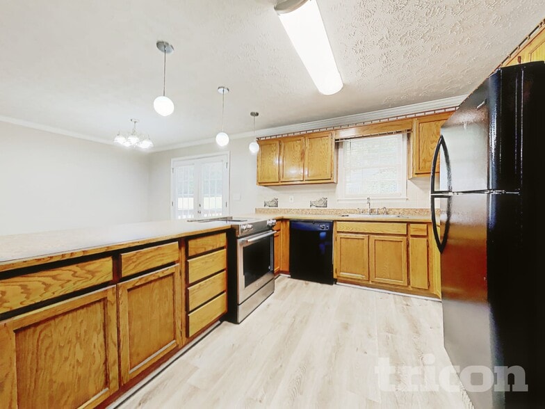Building Photo - 9159 Tara Dr SW