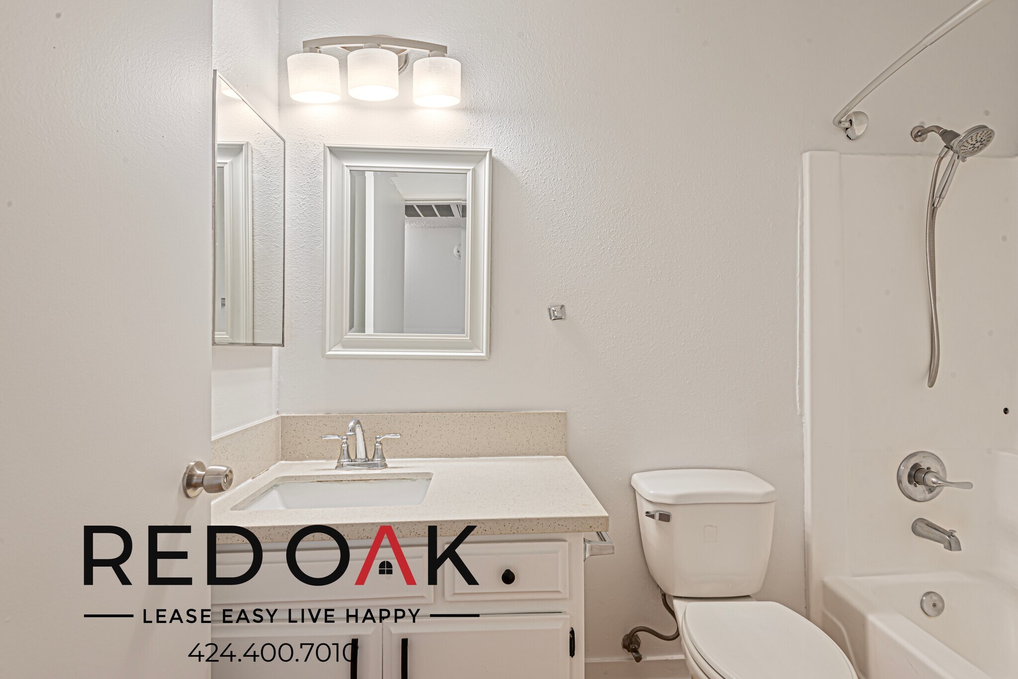 Building Photo - 11817 Victory Blvd