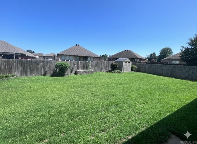 Building Photo - 1808 Airborn Dr
