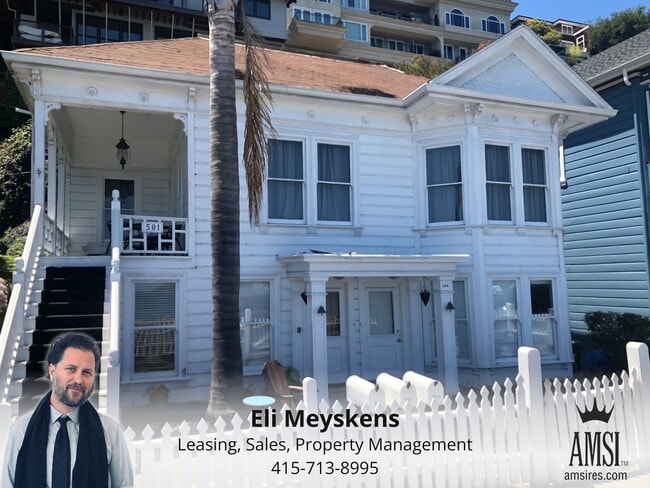 Primary Photo - Cute Sausalito Bungalow right across from ...