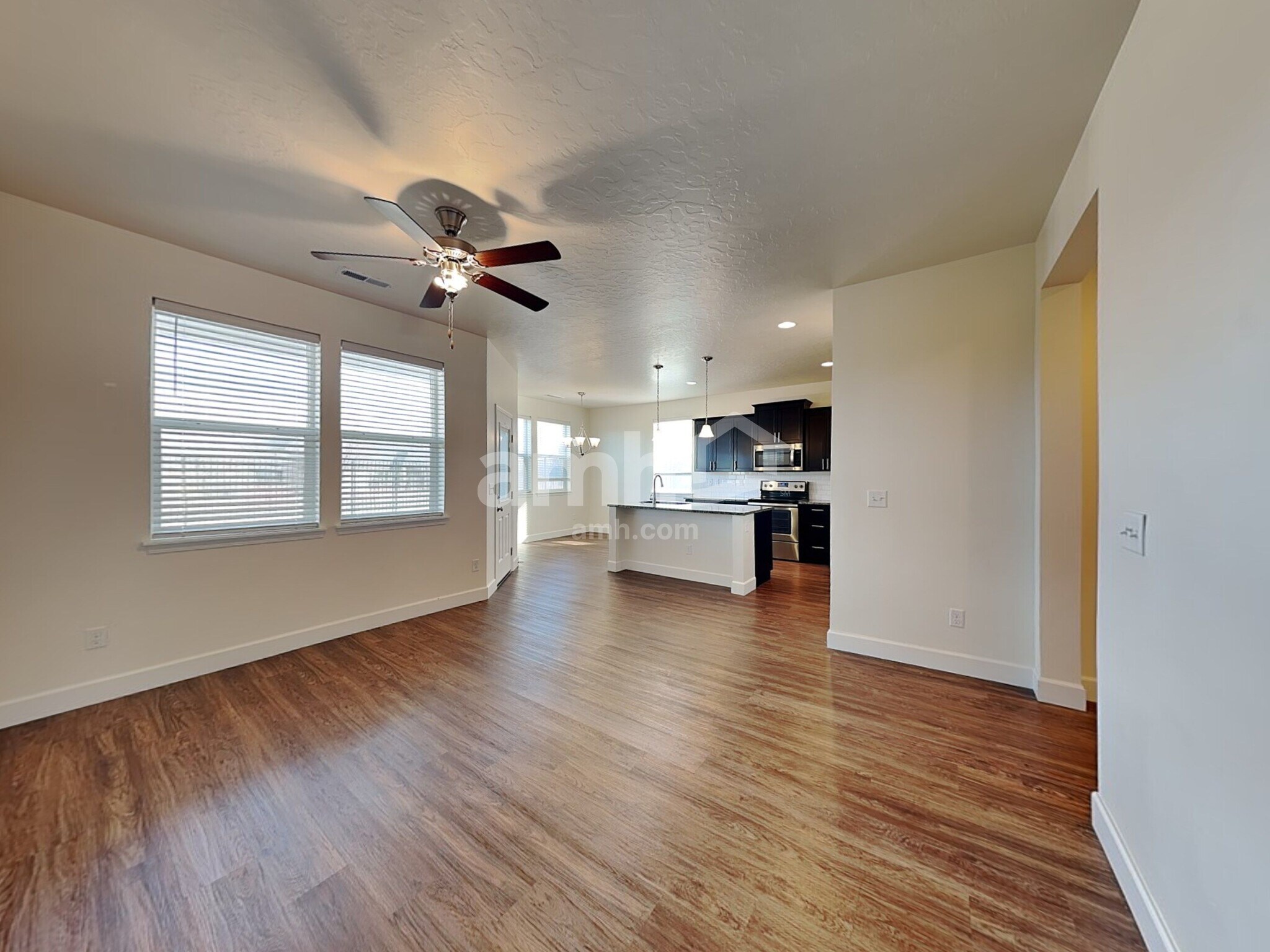 Building Photo - 378 E Sicily Dr