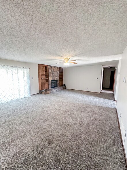 Building Photo - 4714 SE 47th St