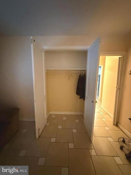 Building Photo - 4401 Bleigh Ave