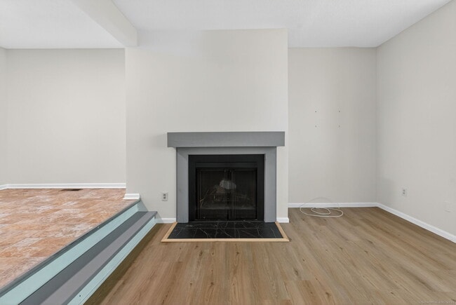 Building Photo - 128 Conestoga Way