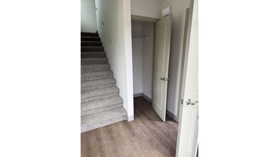 Building Photo - 1140 Cousy Lp