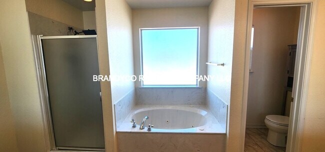 Building Photo - 4209 Maid Marian Cir