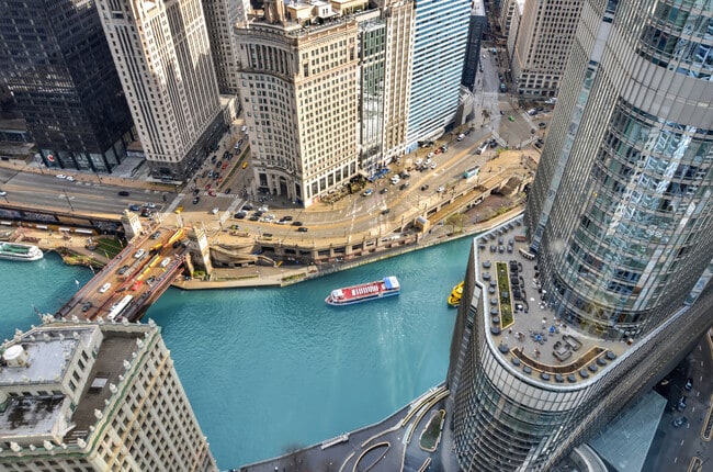 Building Photo - 405 N Wabash Ave