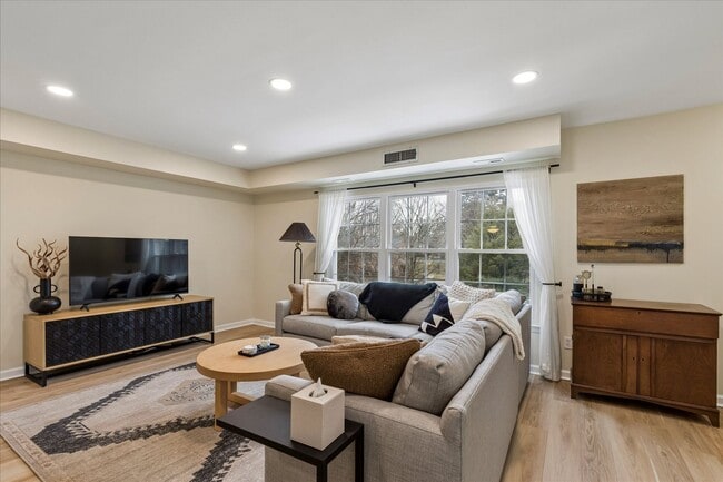 Building Photo - Bright & Renovated 1B/1B Condo with Pool, Tennis, & Chester Valley Trail Access – Old Forge Crossing