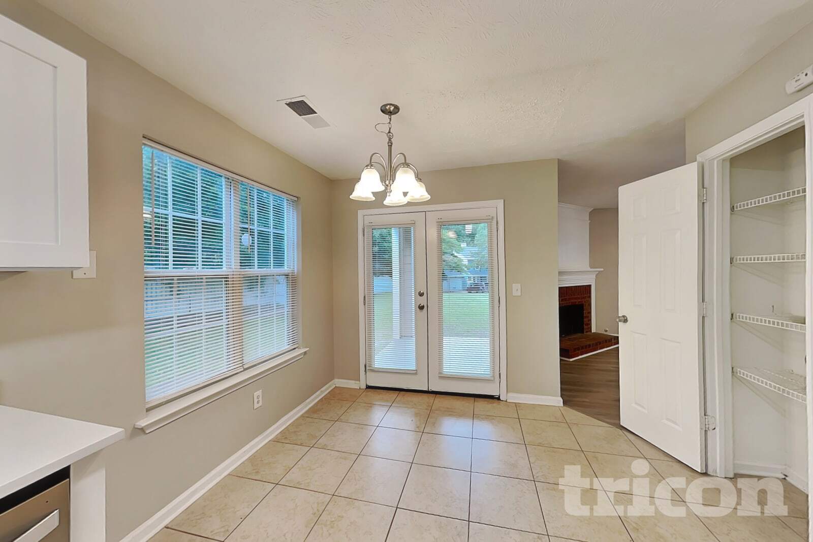 Building Photo - 1047 Winterglen Way