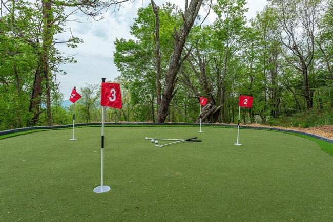 Building Photo - 36 Randall Dr