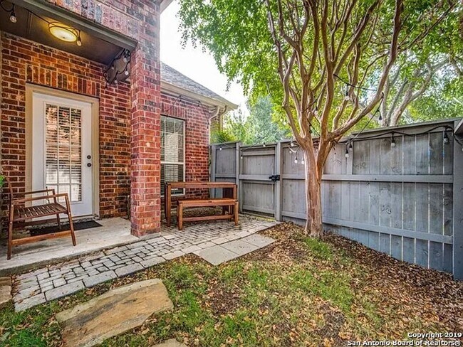 Building Photo - 30 Chapel Hill Cir