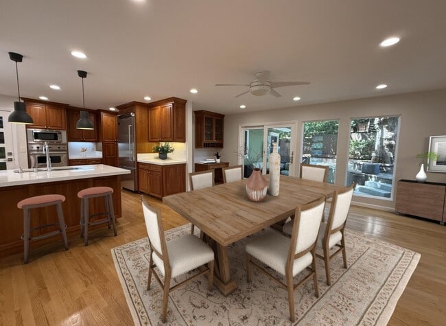 Building Photo - 1082 Lupin Way