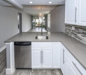 Building Photo - 12 Royal Palm Way