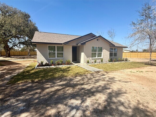 Building Photo - 4835 County Rd 380