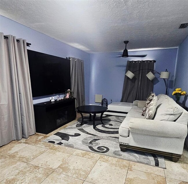 Building Photo - 7714 Deleuil Ave