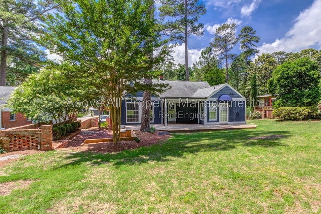 Building Photo - 1216 Duplin Rd
