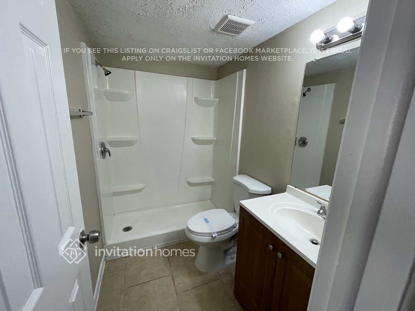 Building Photo - 8229 Greenleaf Cir