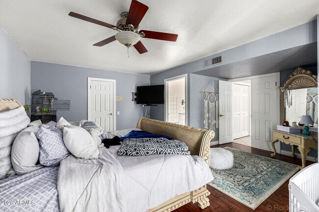 Building Photo - 11051 N 44th Ct