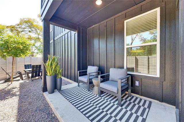 Building Photo - 3949 Bernese Dr