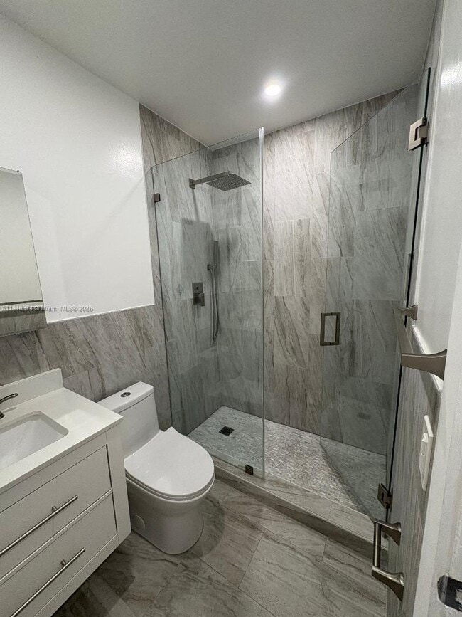 Building Photo - 6865 SW 42nd St