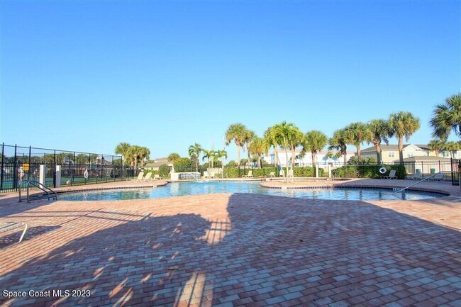 Building Photo - 264 Intrepid Way