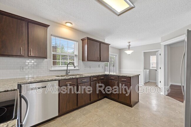 Building Photo - 5216 Carriage Pine Dr
