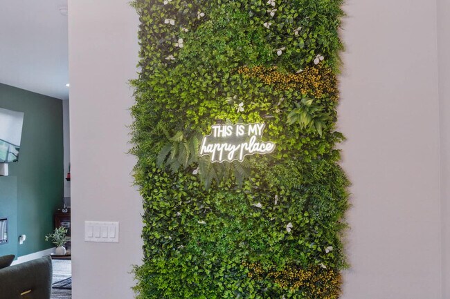 Building Photo - 6029 Benton St