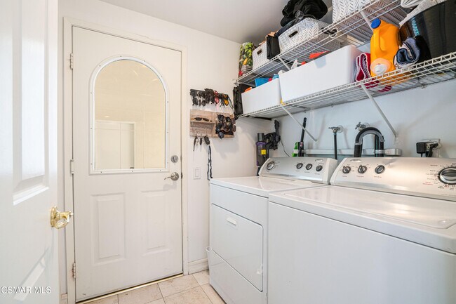 Building Photo - 1154 Cardiff Cir