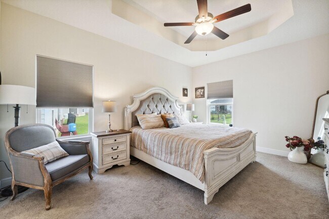 Building Photo - 585 Riverwalk Cir