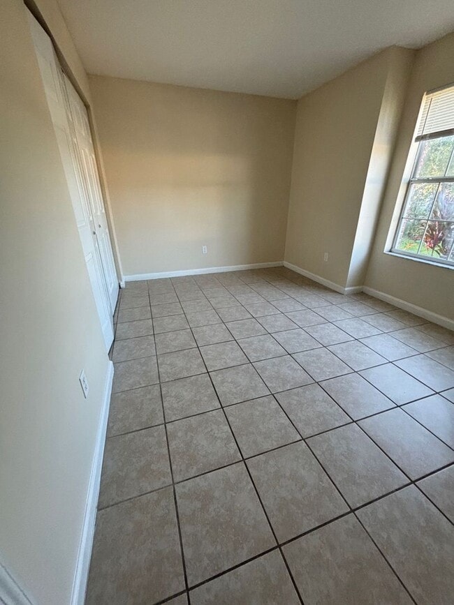 Building Photo - 35 Brunswick Ln