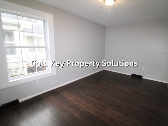 Building Photo - 3 BR 1 BA House Near Ascension Hospital (NO SECTION 8)