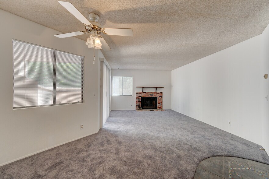 Building Photo - 2914 Alwood Ct
