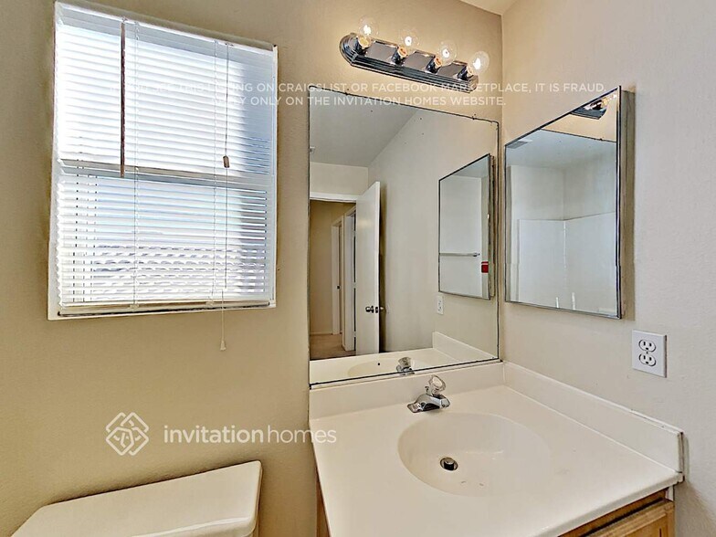 Building Photo - 8068 Sweet Clover Ct