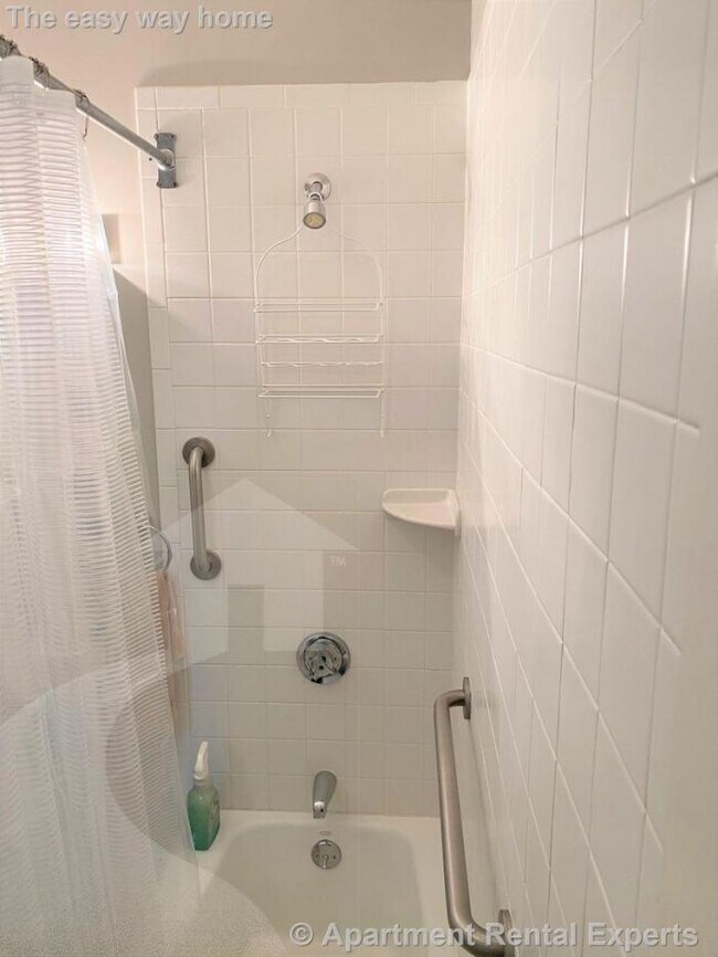 Building Photo - 1 bedroom in Cambridge MA 02139