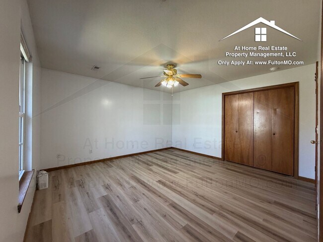 Building Photo - 1117-1119 Ashton Circle East