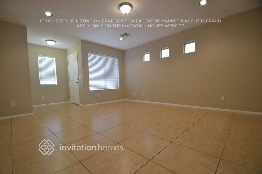 Building Photo - 6098 Aripeka St