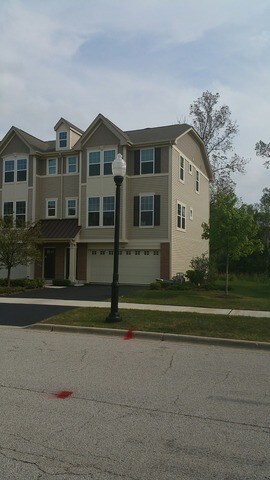 Building Photo - 3469 Bradbury Cir