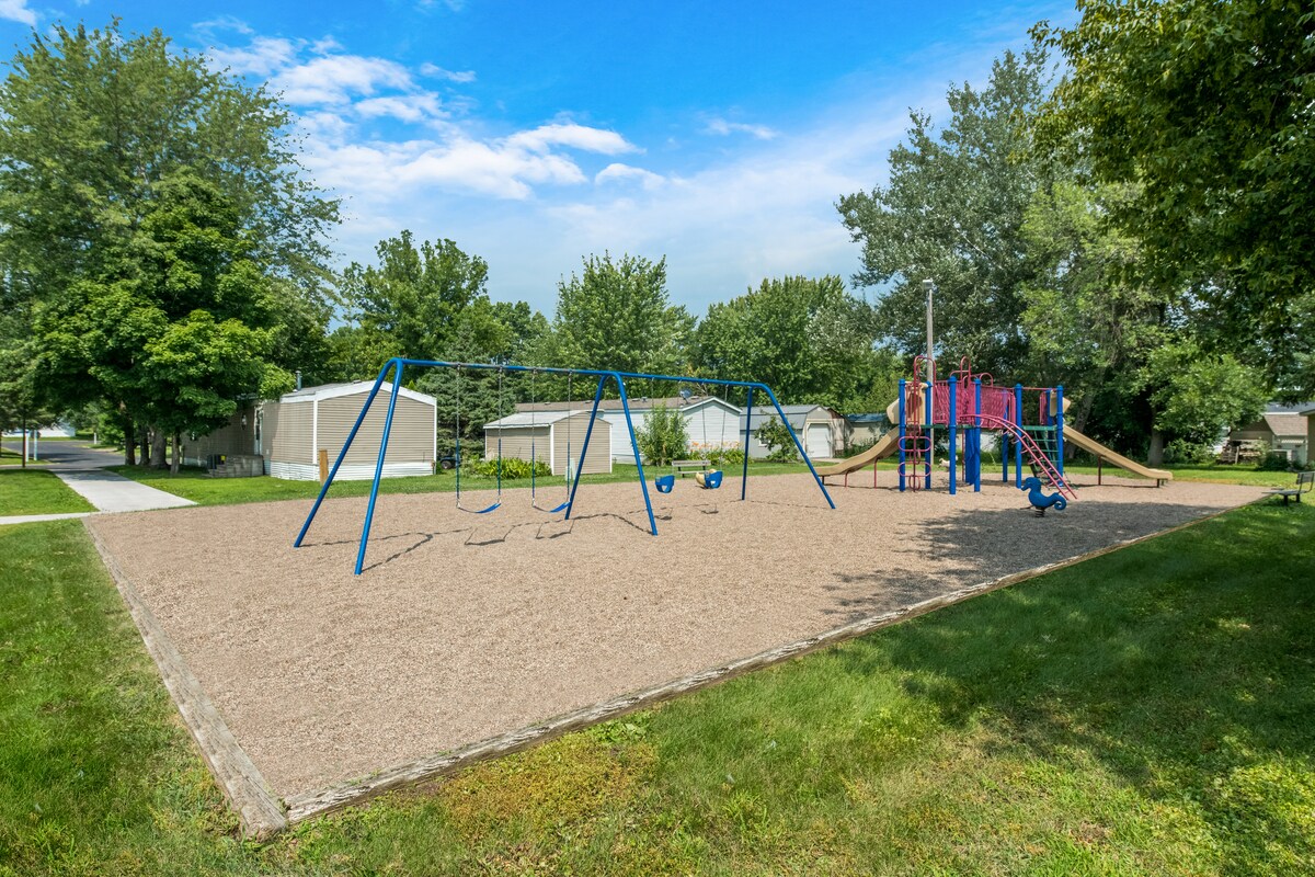 Building Photo - 36 Meggan Dr