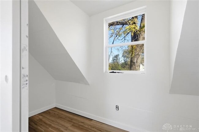 Building Photo - 2512 Harshman Rd