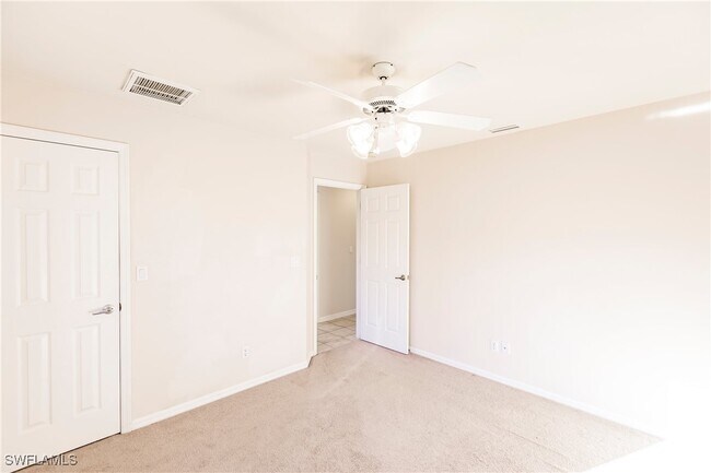Building Photo - 1156 SW 44th Terrace