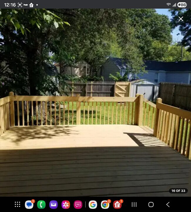 Building Photo - 141 Seeley Ave