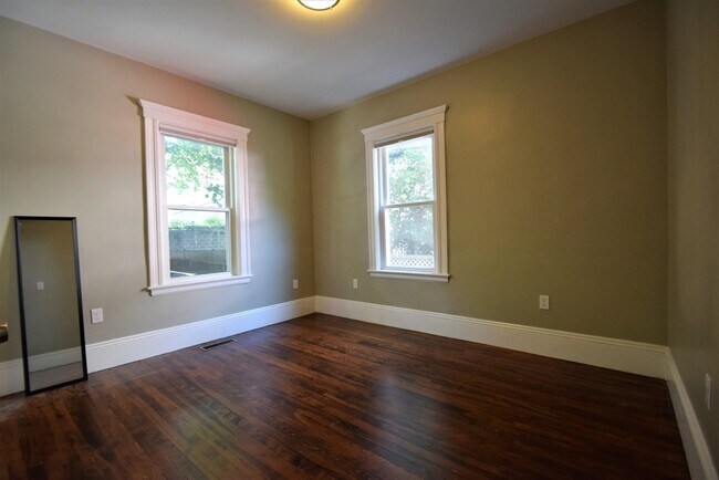 Building Photo - 179 Tremont St