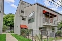 Building Photo - 910 Ruthven St